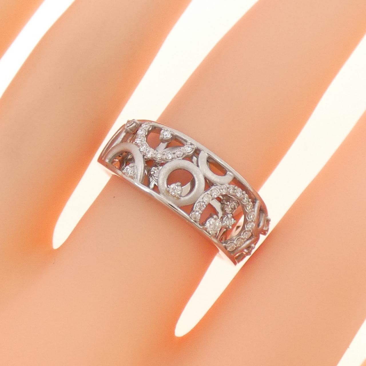 K18WG ダイヤモンド リング 0.30CT