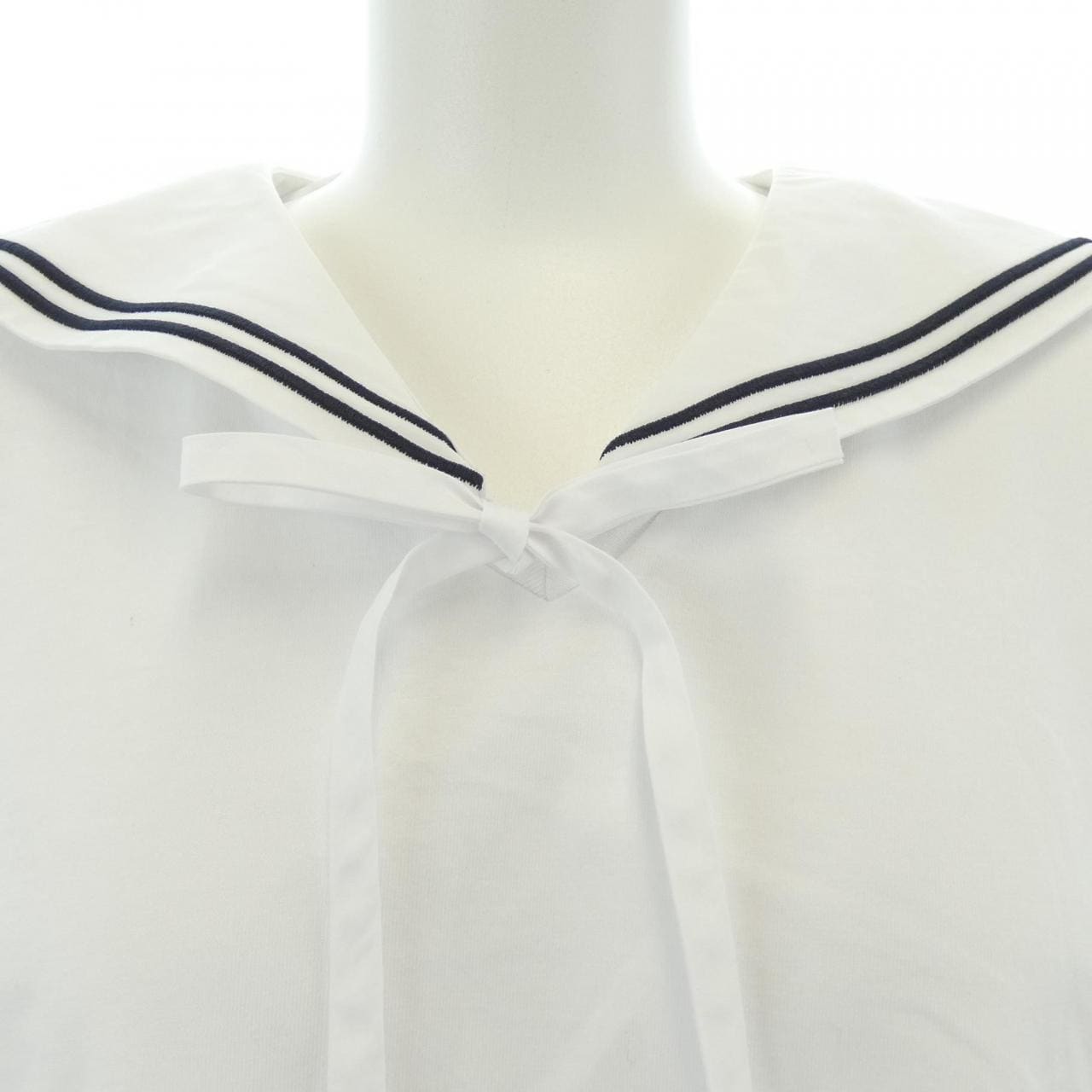 ミュウミュウ MIU MIU MIU MIU ロゴ MJN460 S231 11EC Tシャツ