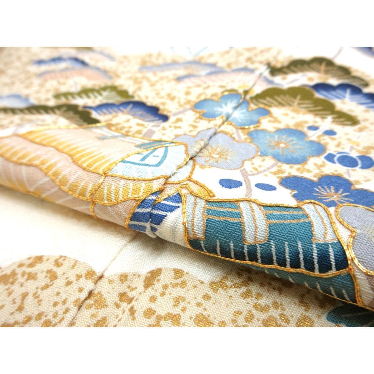 訪問着　友禅金彩加工　刺繍入り