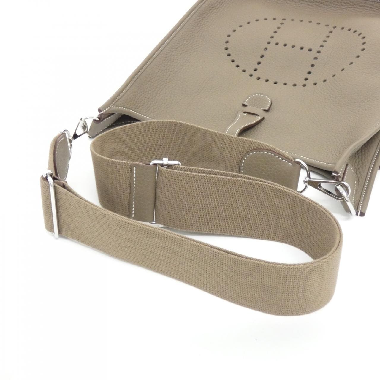 【未使用品】エルメス エヴリン3 PM 056277CK ショルダーバッグ