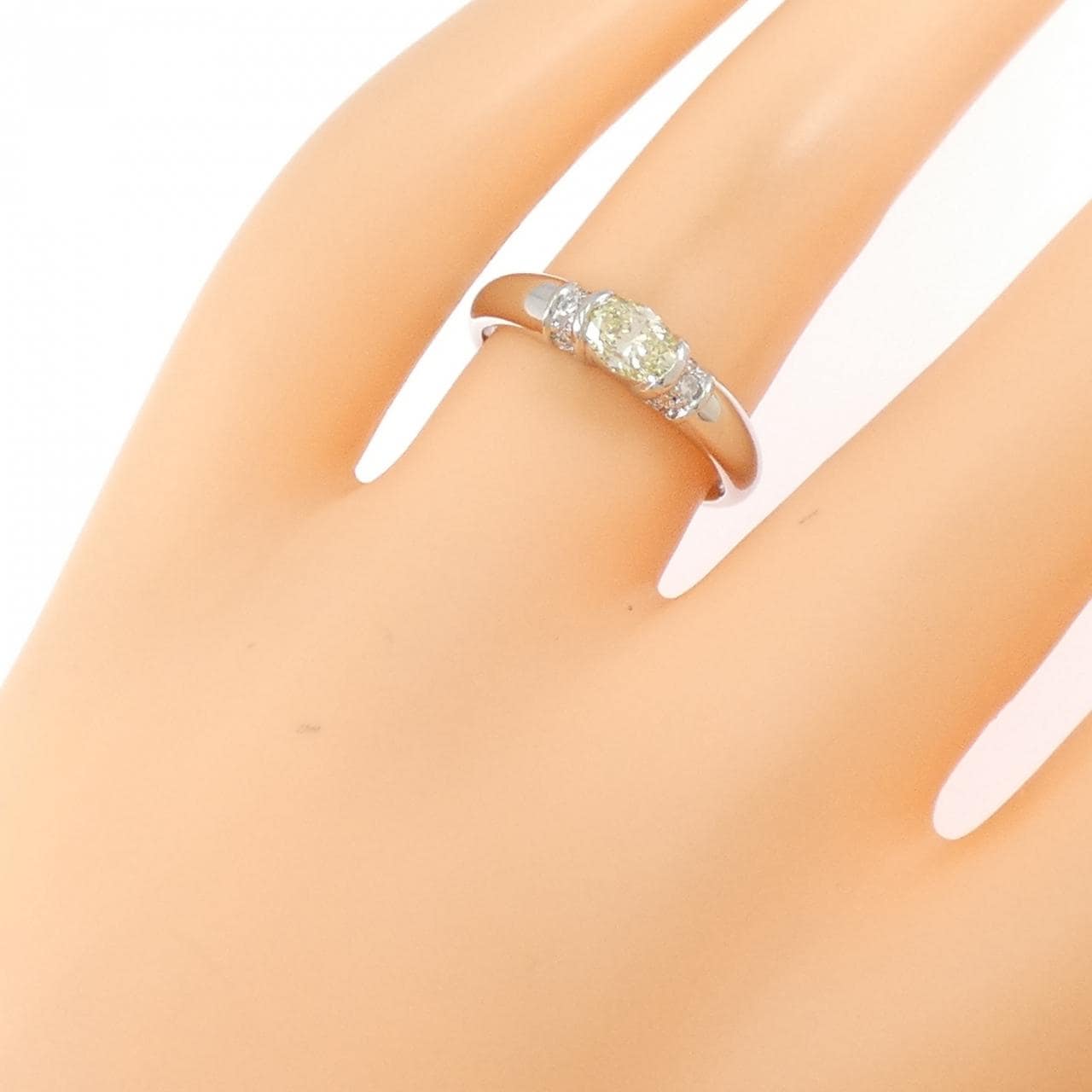 PT900 ダイヤモンド リング 0.405CT