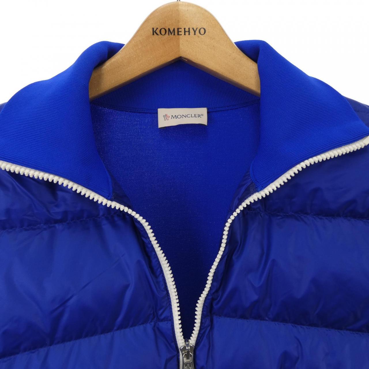 モンクレール MONCLER ダウンジャケット