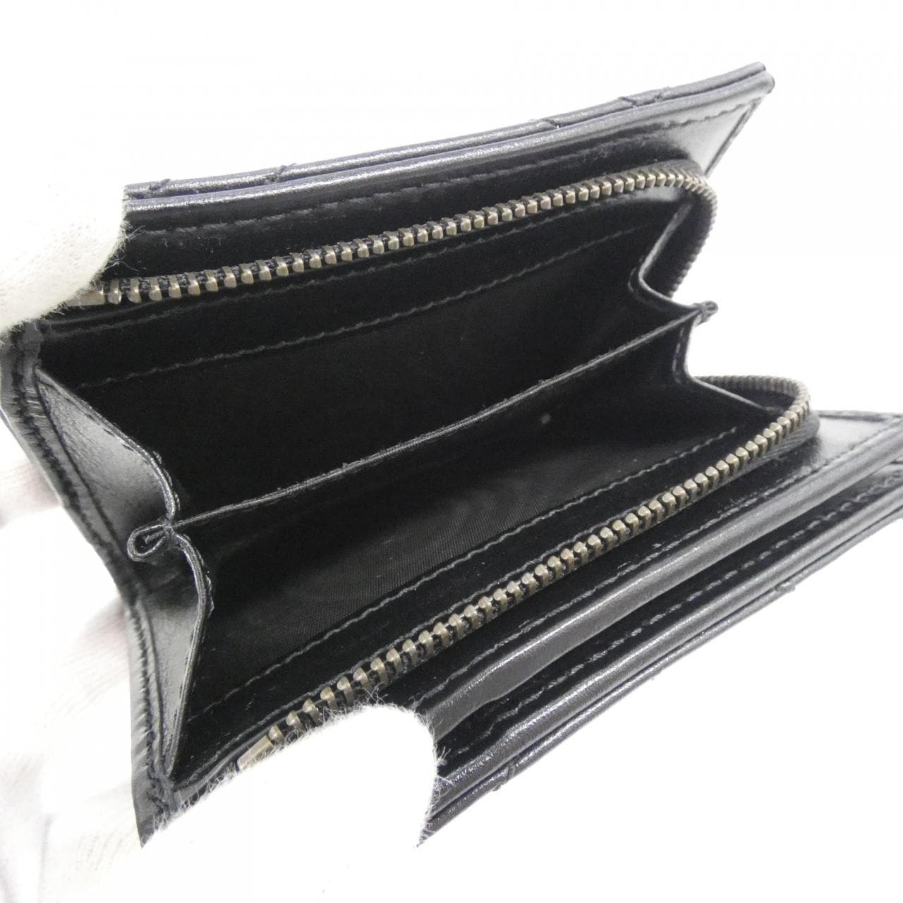 【新品】グッチ GG MARMONT 773427 DTDHT 財布