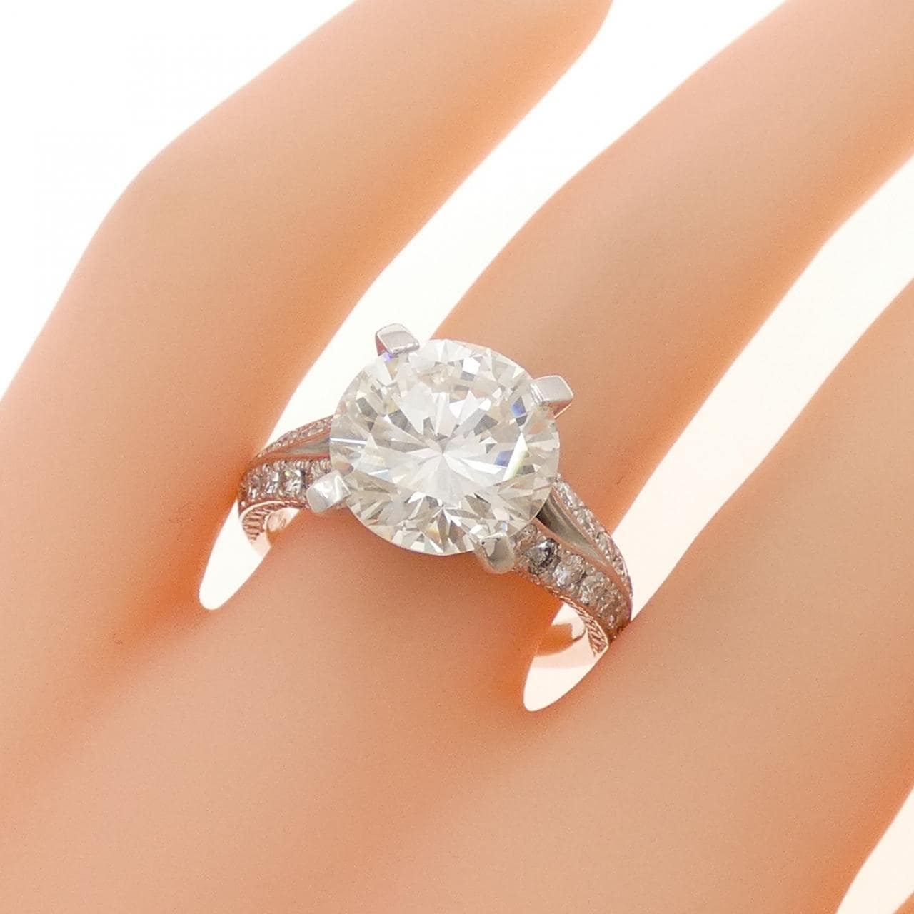 K18WG ダイヤモンド リング 4.500CT L VS2 Good