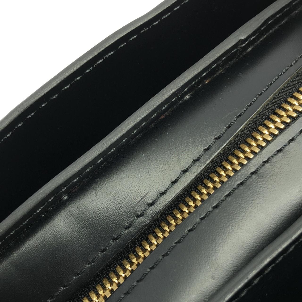 ルイヴィトン エピ ポンヌフ M52052 バッグ