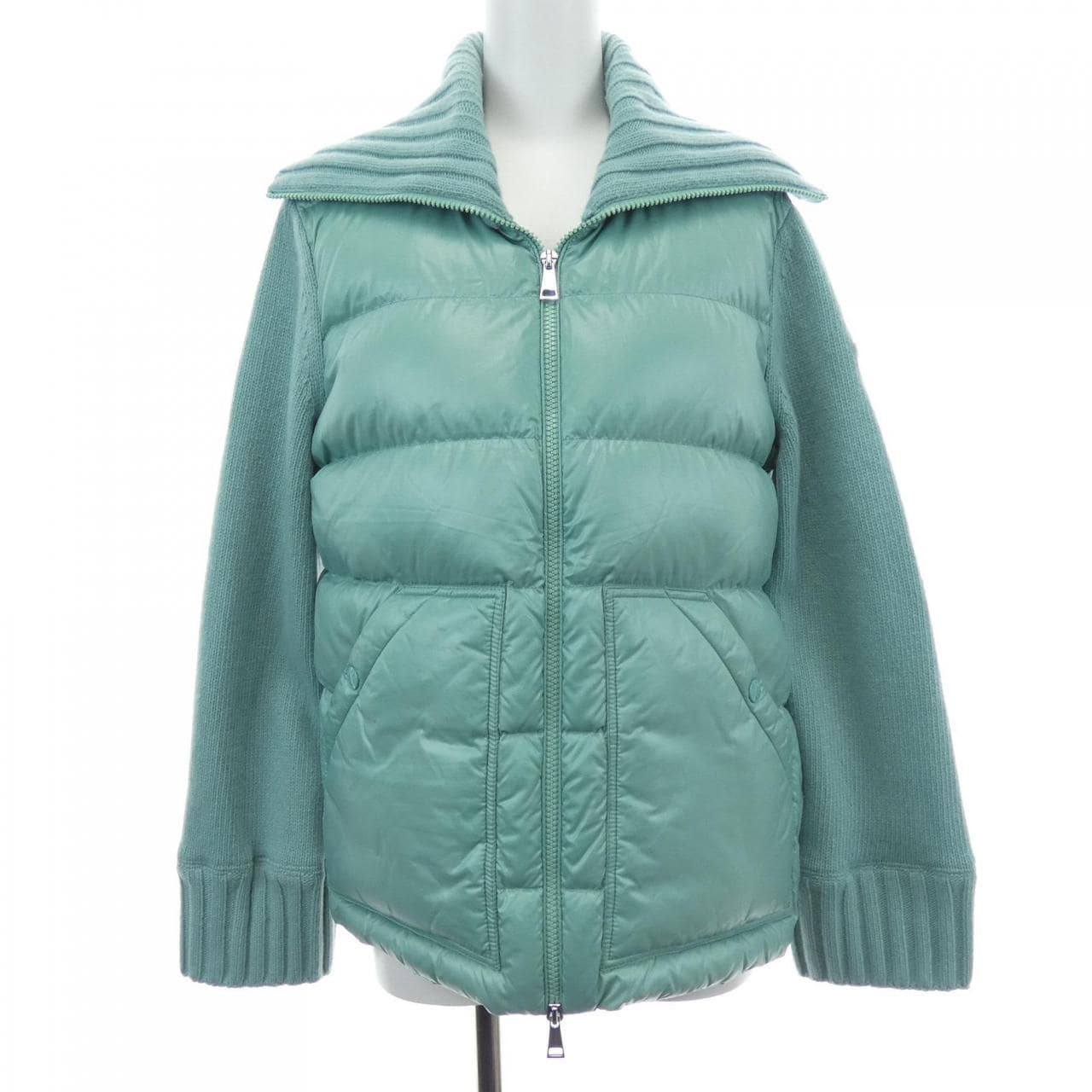 モンクレール MONCLER 20939B00013 M1115 ダウンジャケット