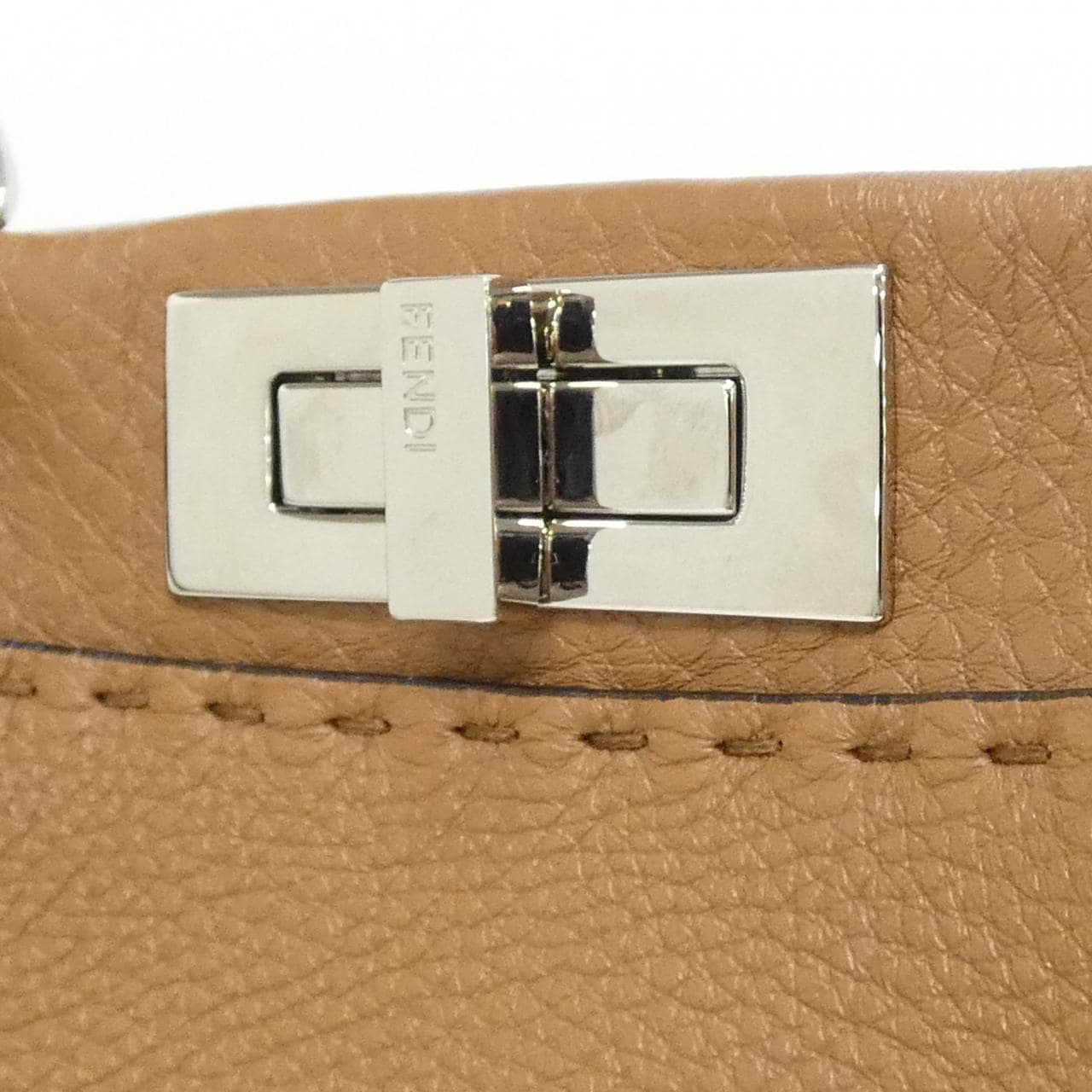 フェンディ SELLERIA ピーカブー 8BN290 Q0J バッグ