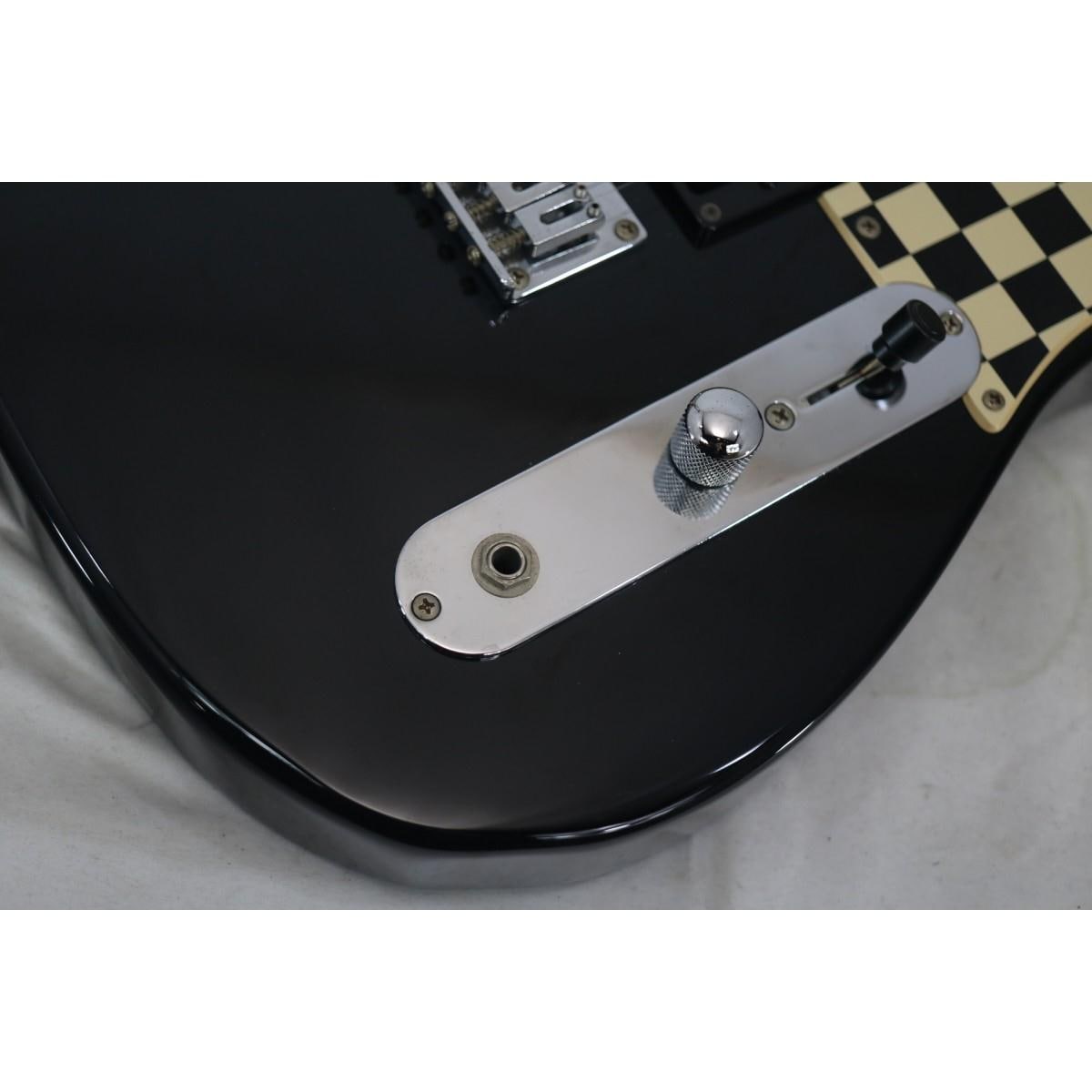 ＳＱＵＩＥＲ　　ＡＶＲＩＬ　ＬＡＶＩＧＮＥ　ＴＥＬＥＣＡＳＴＥＲ