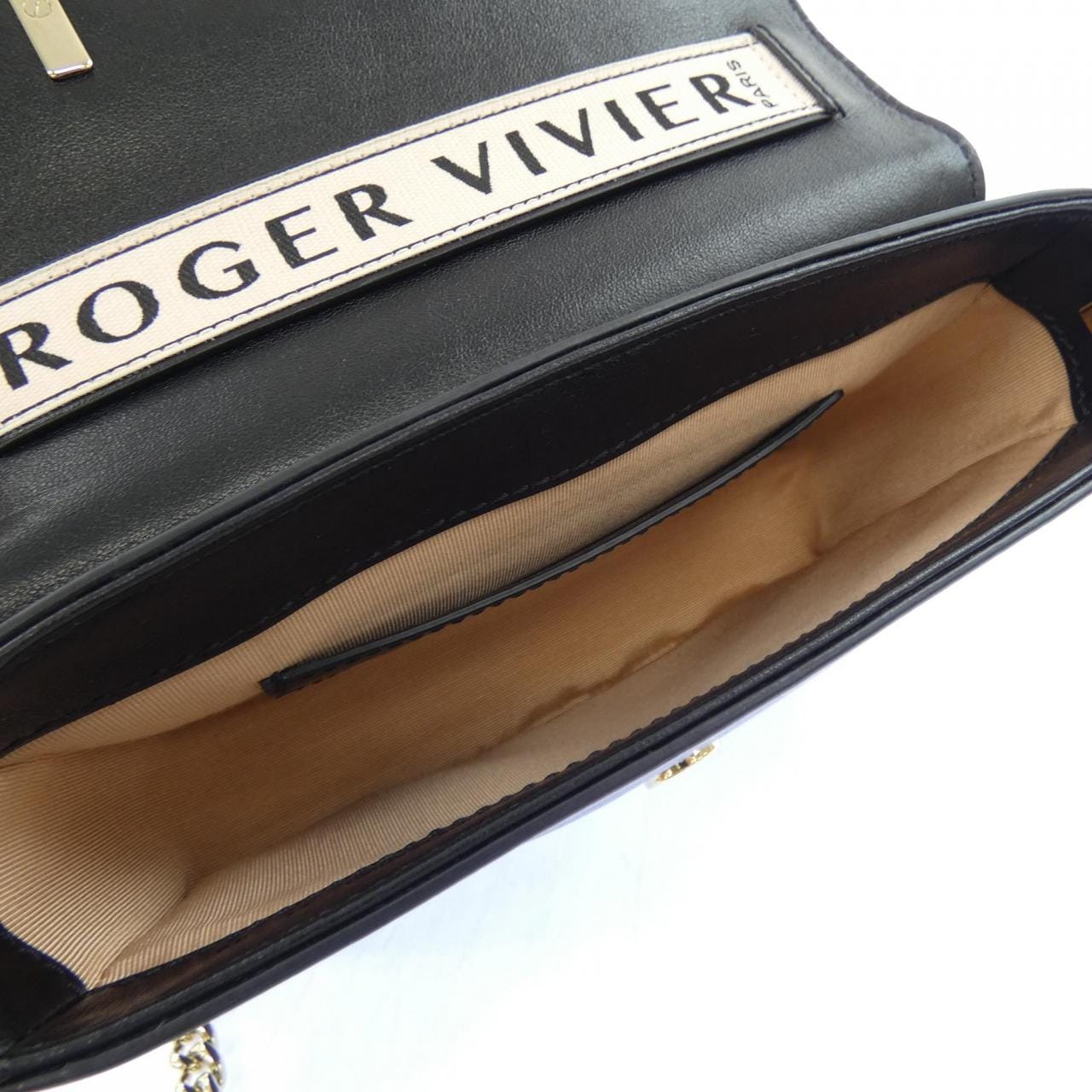 ロジェヴィヴィエ ROGER VIVIER BAG