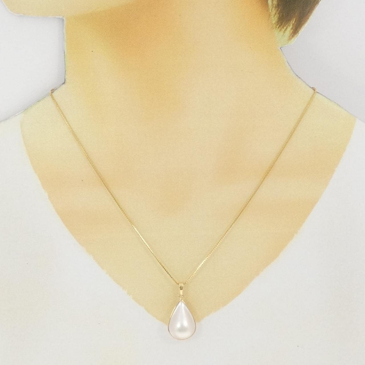 K18YG Mabe Pearl Necklace