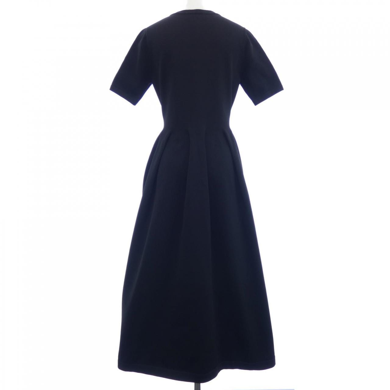 轮边圆弧RIM.ARK连衣裙