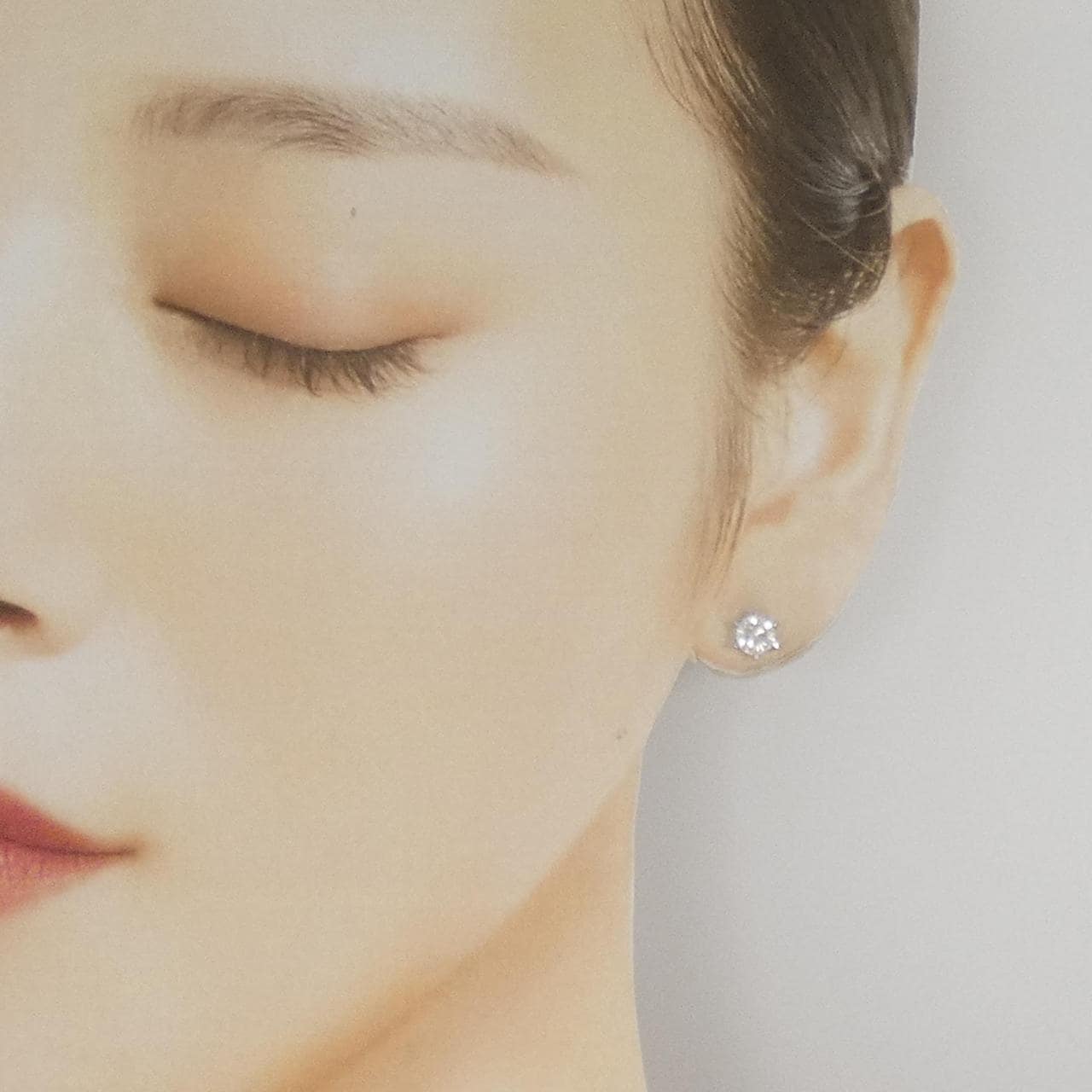 PT900 ソリティア ダイヤモンド ピアス 1.00CT