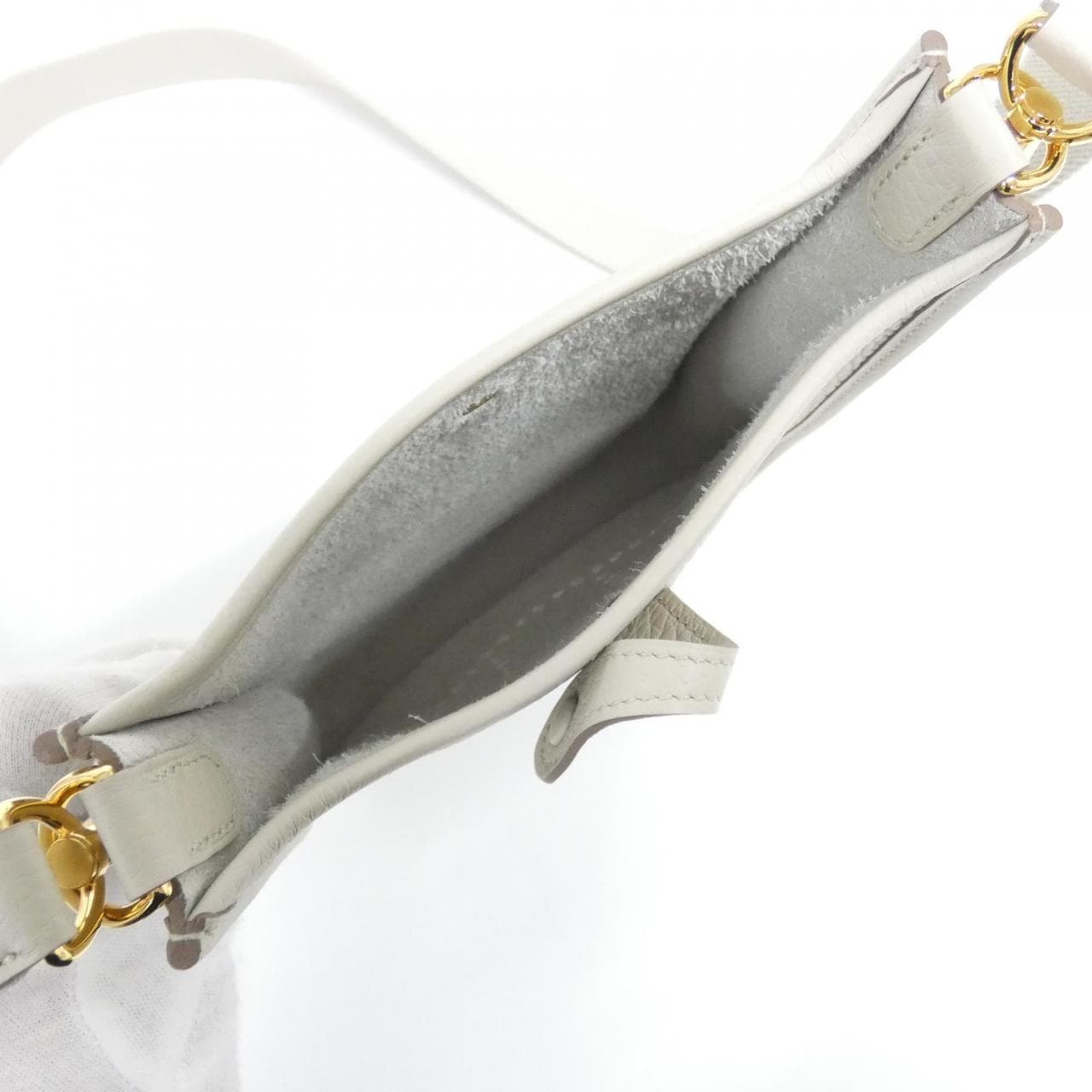 【未使用品】エルメス マキシキャドリーユ エヴリン アマゾン 16cm 069426CC ショルダーバッグ