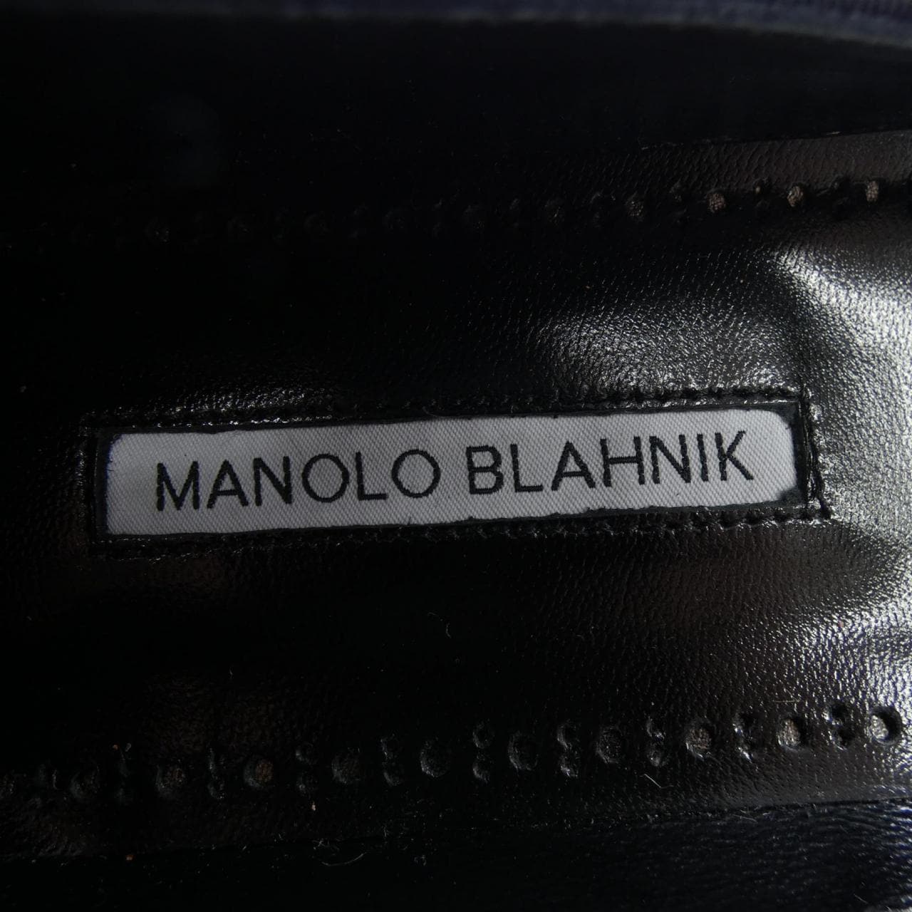 マノロブラニク MANOLO BLAHNIK フラットシューズ