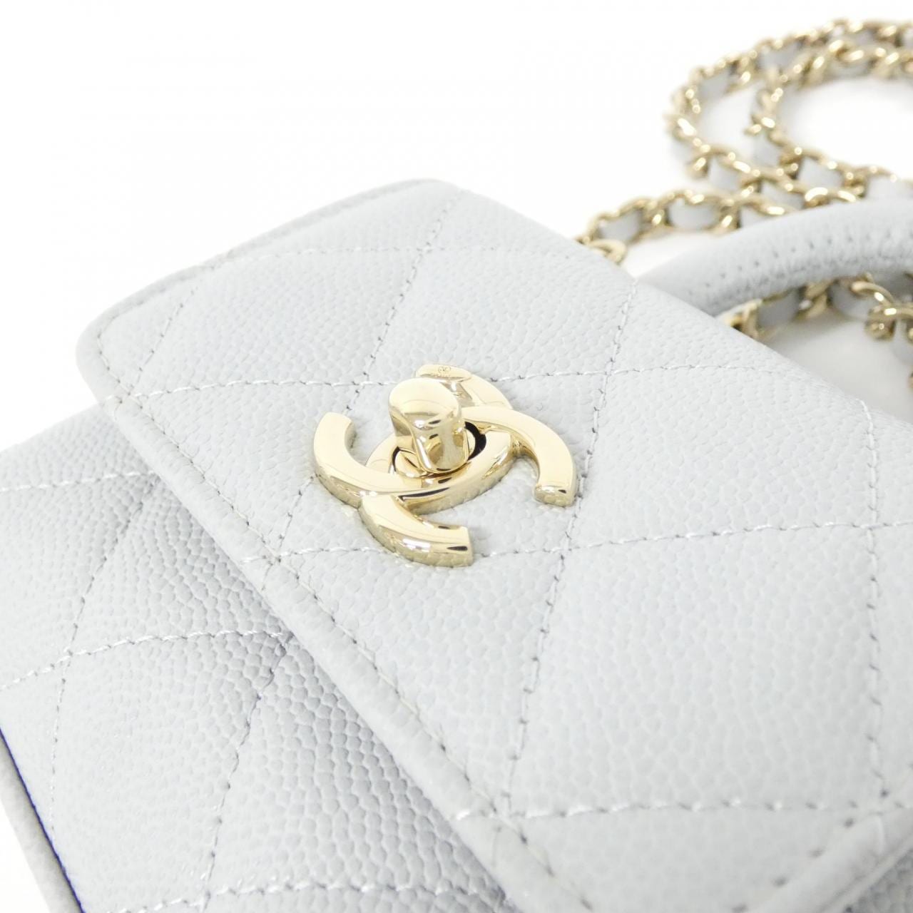 シャネル AP4245 チェーンクラッチ