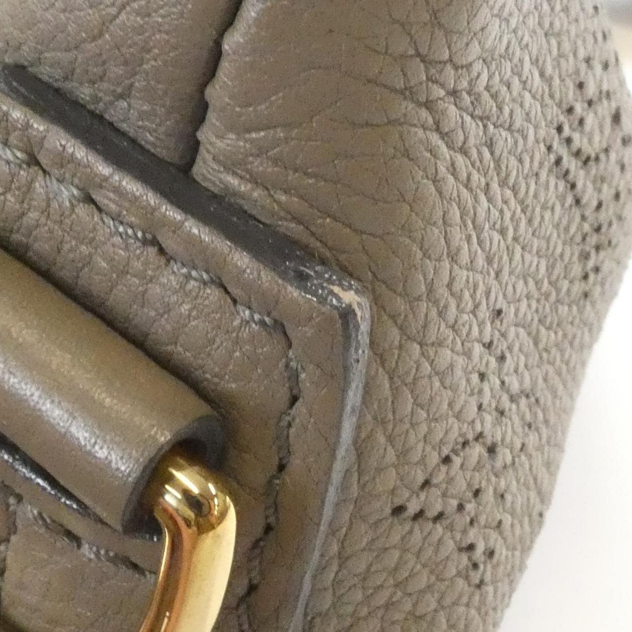 ルイヴィトン マヒナ セレネ MM M94213 ショルダーバッグ