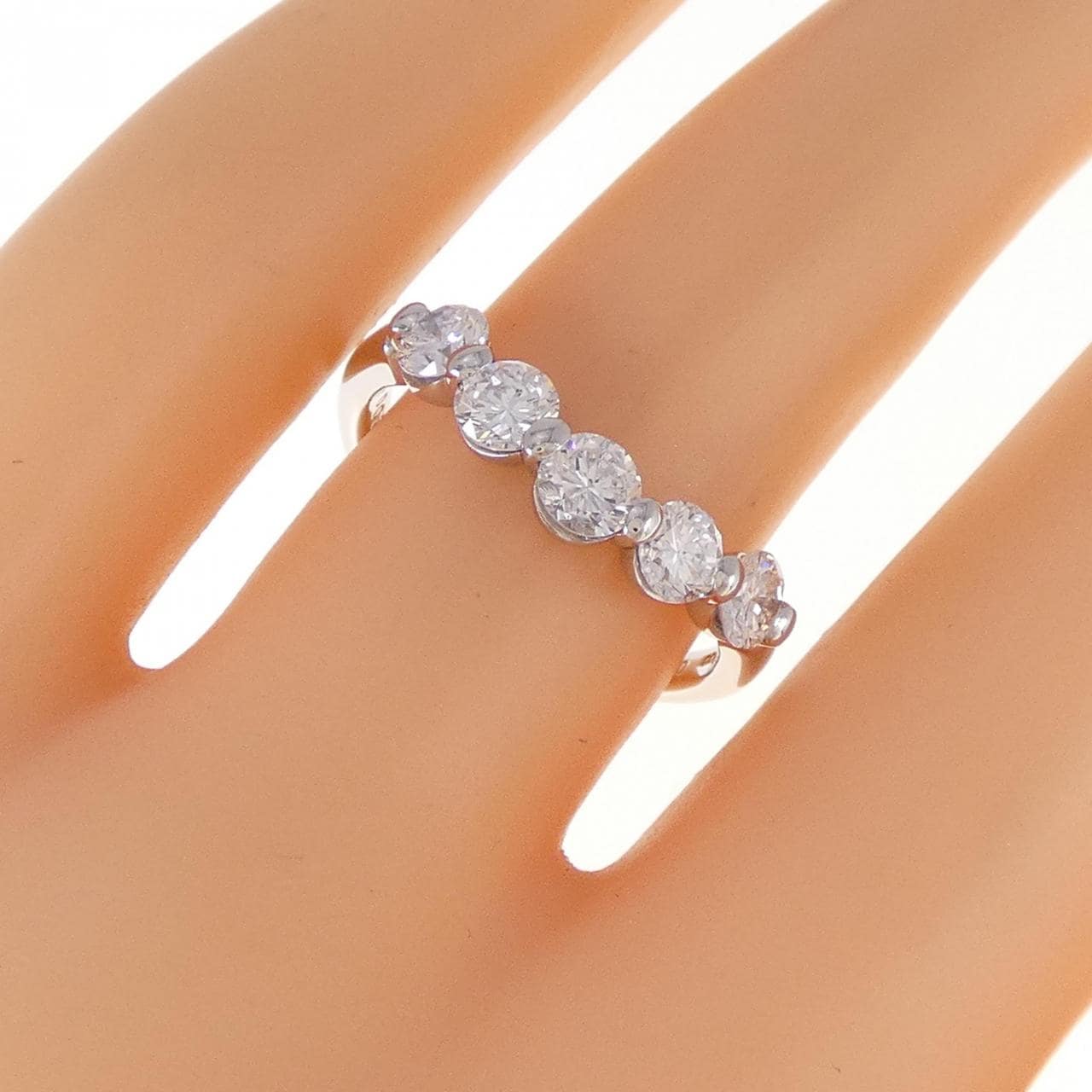 PT ダイヤモンド リング 1.009CT