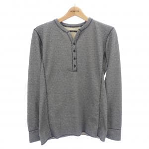 エイケイエム AKM トップス