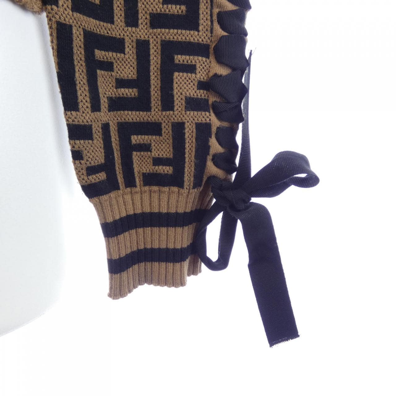 フェンディ FENDI FZY675 A1DS トップス