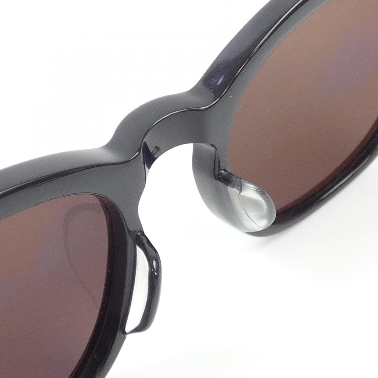 BLANC.. SUNGLASSES