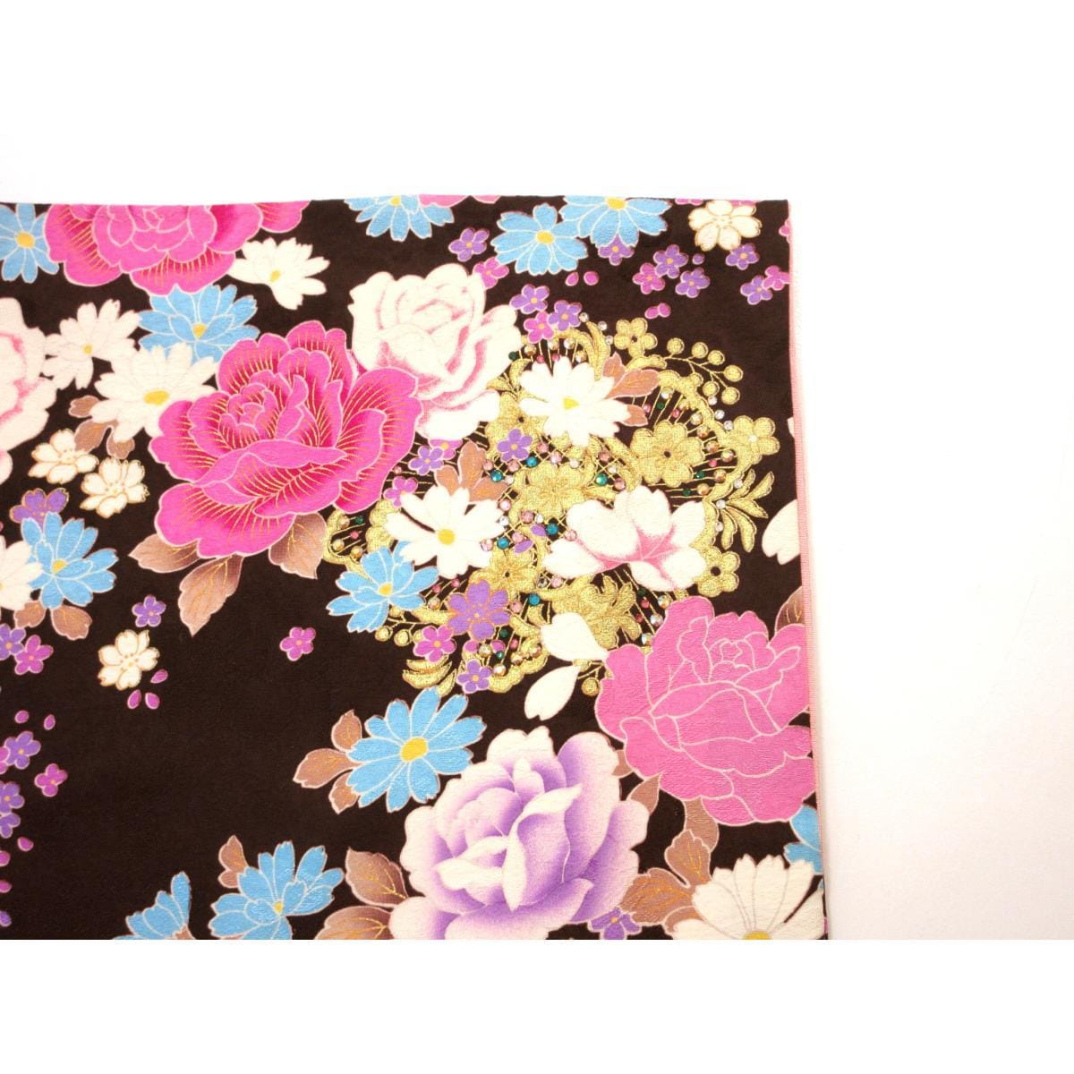 振袖　友禅金彩加工　刺繍入りボカシ染　ラインストーン入り