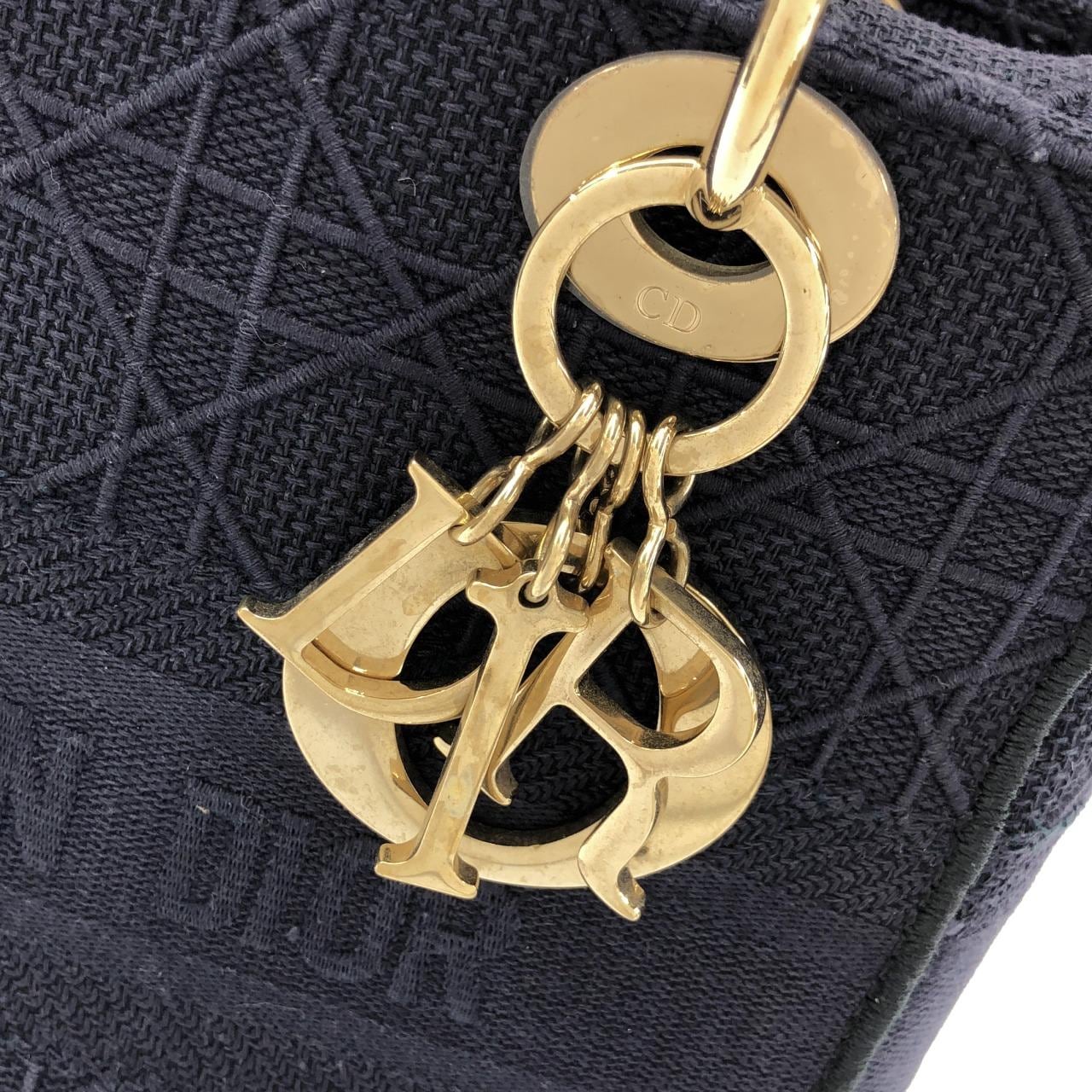 クリスチャンディオール レディ D-ライト ミディアム M0565OREY バッグ