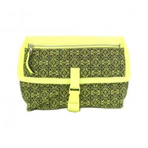 【新品】ロエベ ポストマン スリング アナグラム B741Z67X02 ショルダーバッグ