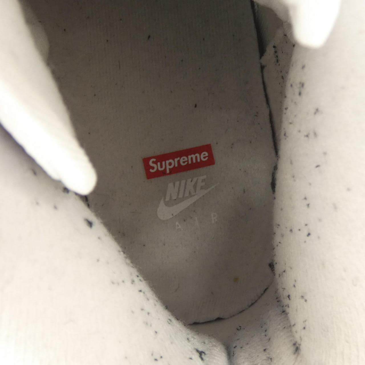 ナイキシュプリーム NIKE×SUPREME FZ8784-100 スニーカー