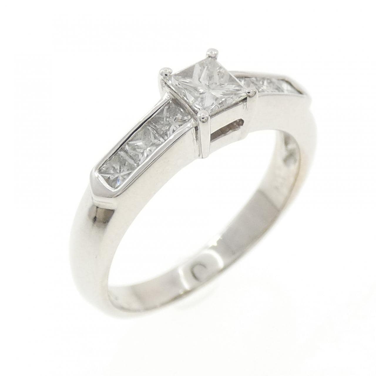 K18WG ダイヤモンド リング 0.70CT