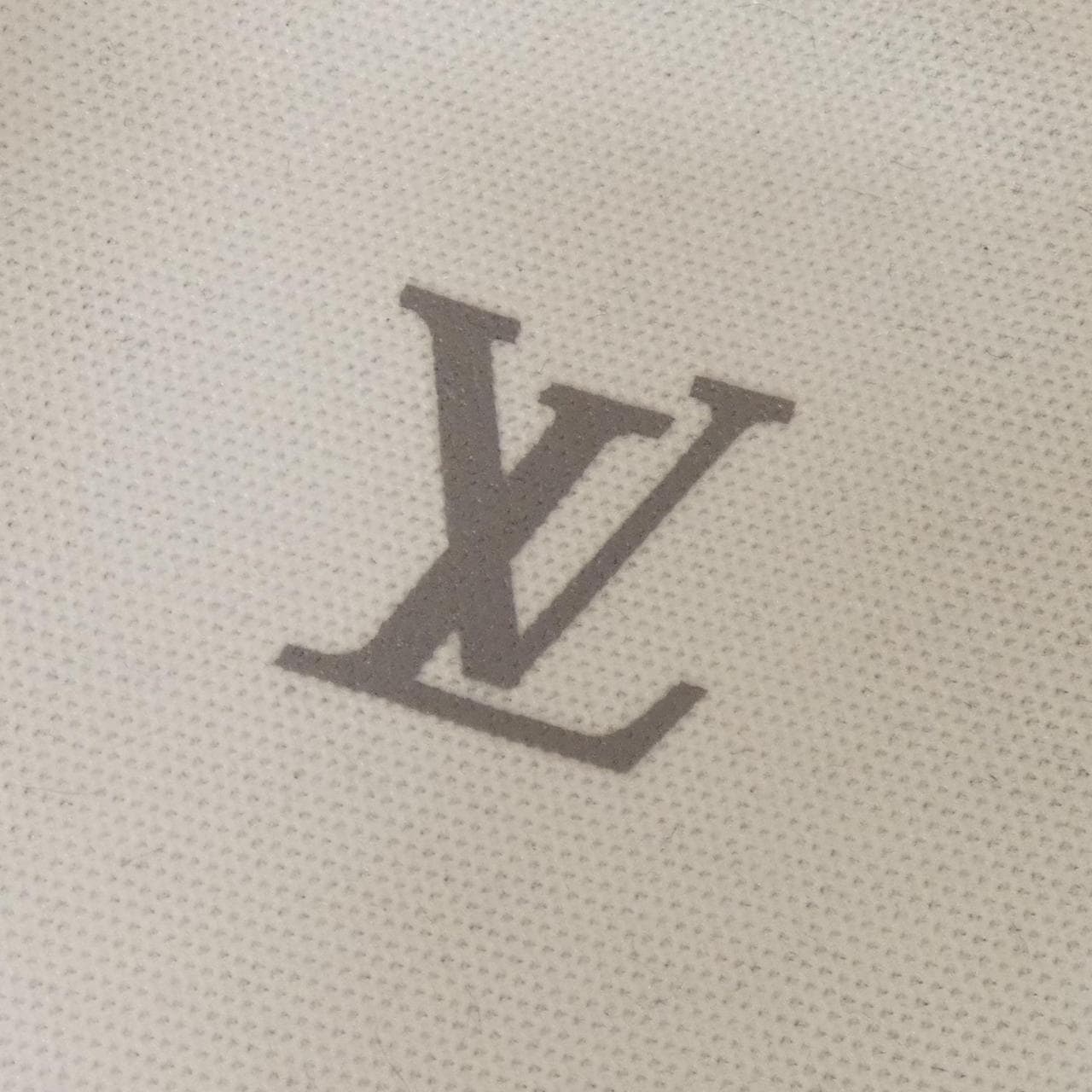 ルイヴィトン LOUIS VUITTON LVリゾートライン スニーカー