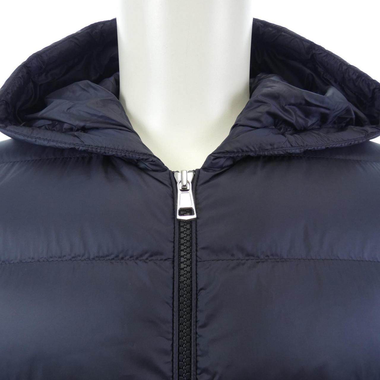 [BRAND NEW] MONCLER moncler down jackets