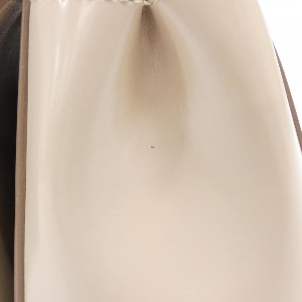 サルヴァトーレフェラガモ 21 G206 バッグ