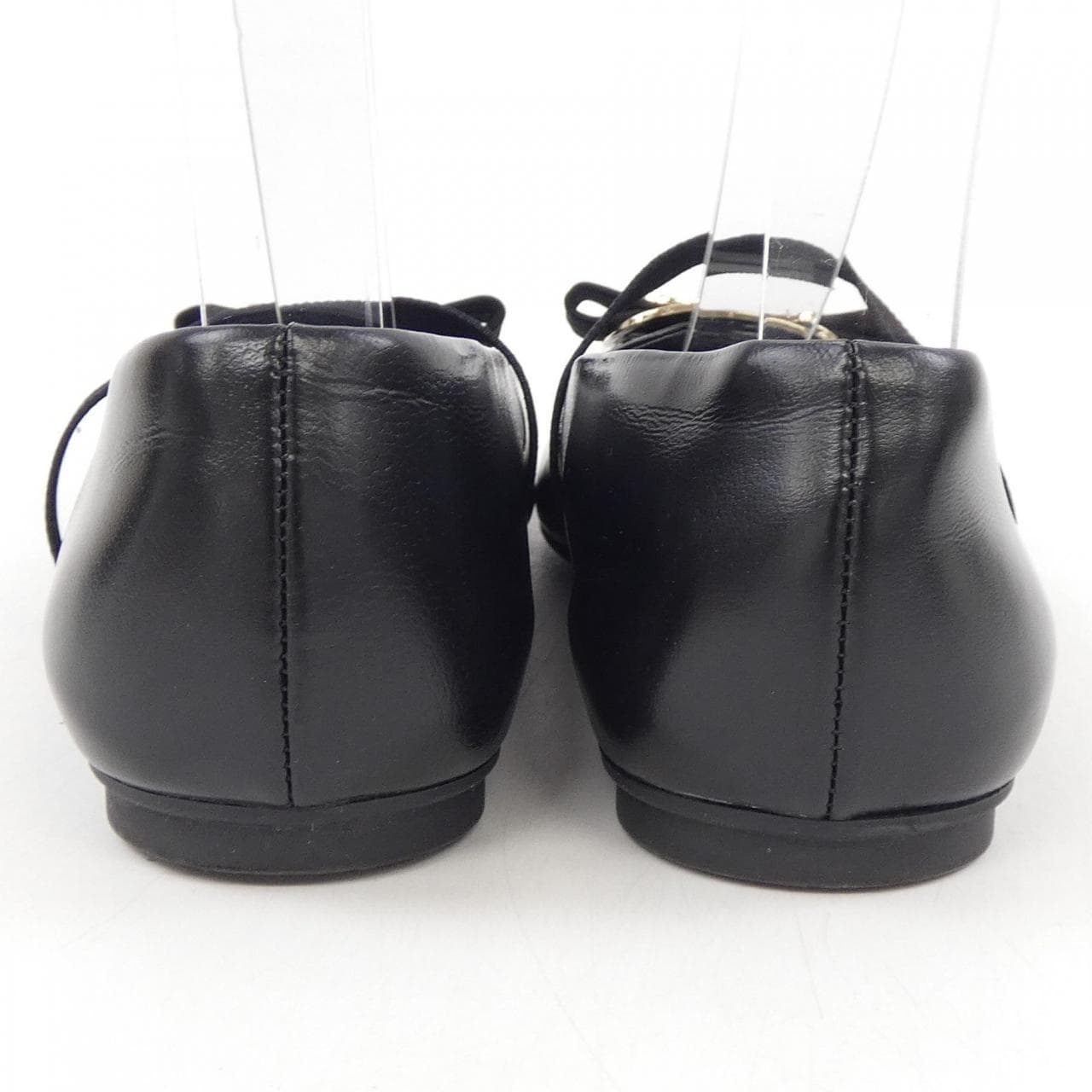 フェラガモ FERRAGAMO フラットシューズ