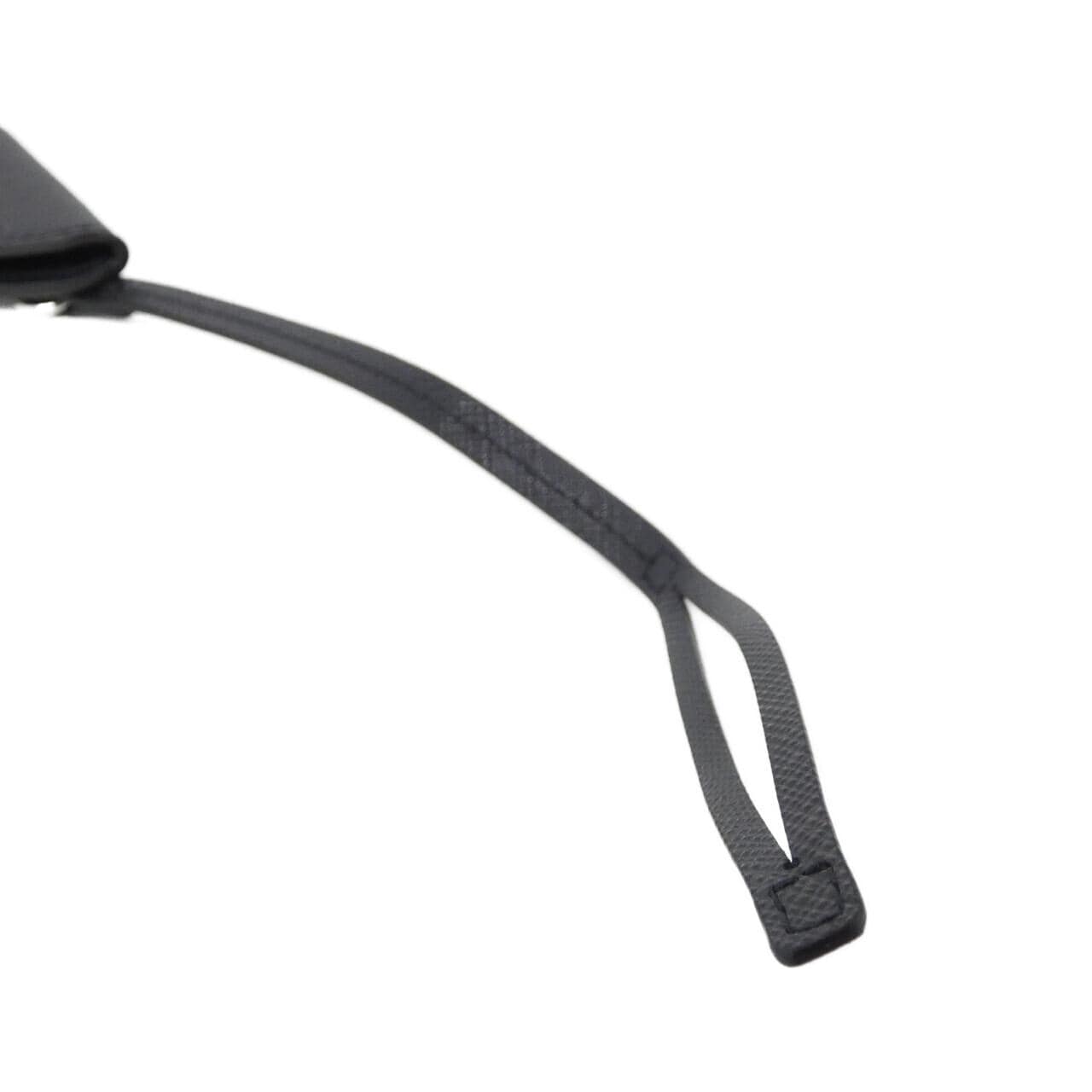 プラダ 2TT153 ネームタグ