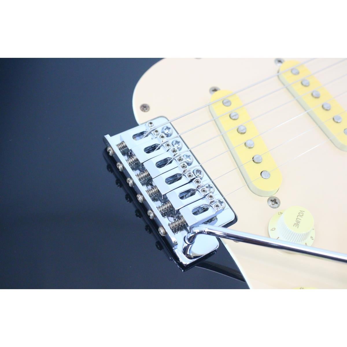 FENDER ST-35