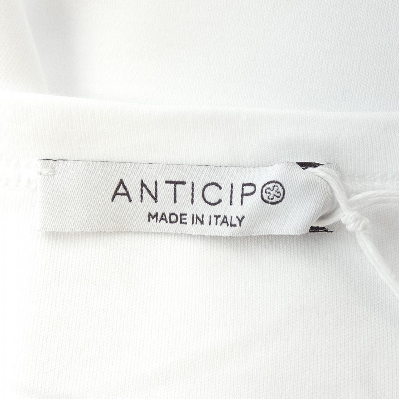 アンティーチポ ANTICIPO Tシャツ