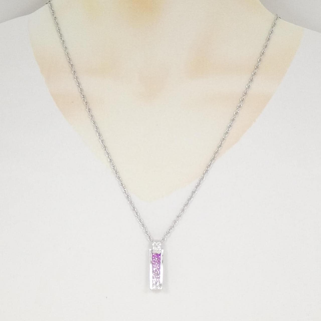 ジュネ サファイヤ ネックレス 1.54CT