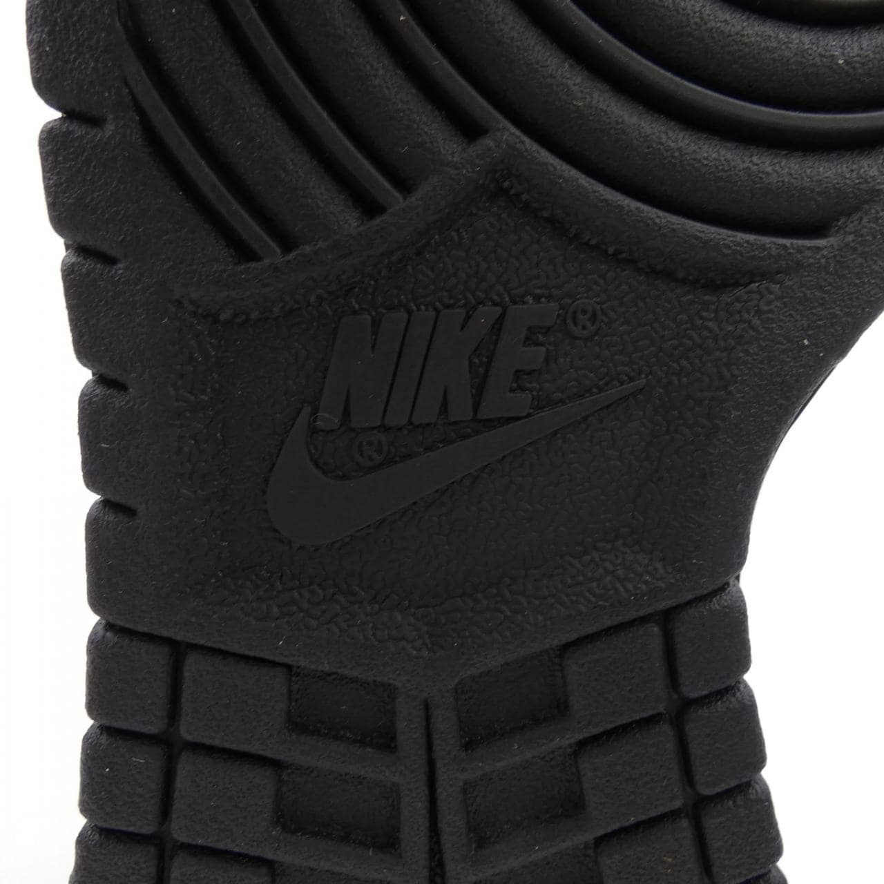 ナイキ NIKE DJ0383-400 スニーカー