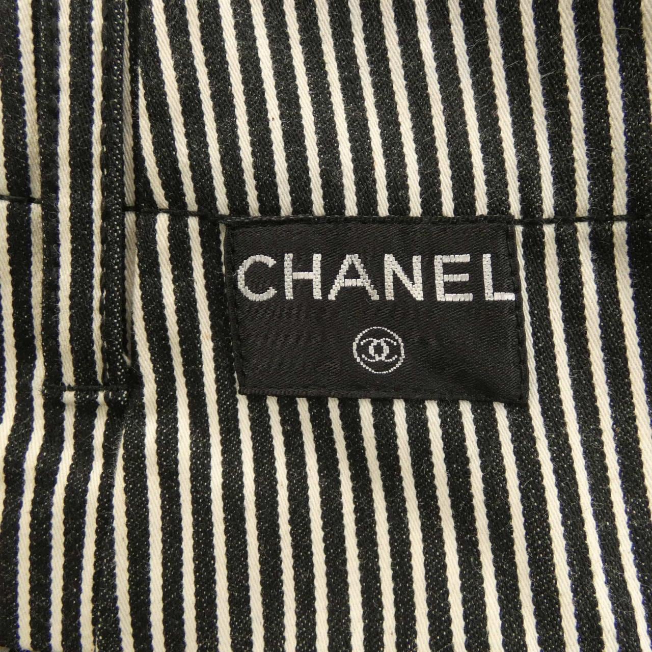 シャネル CHANEL P32277V22783 08C ショートパンツ