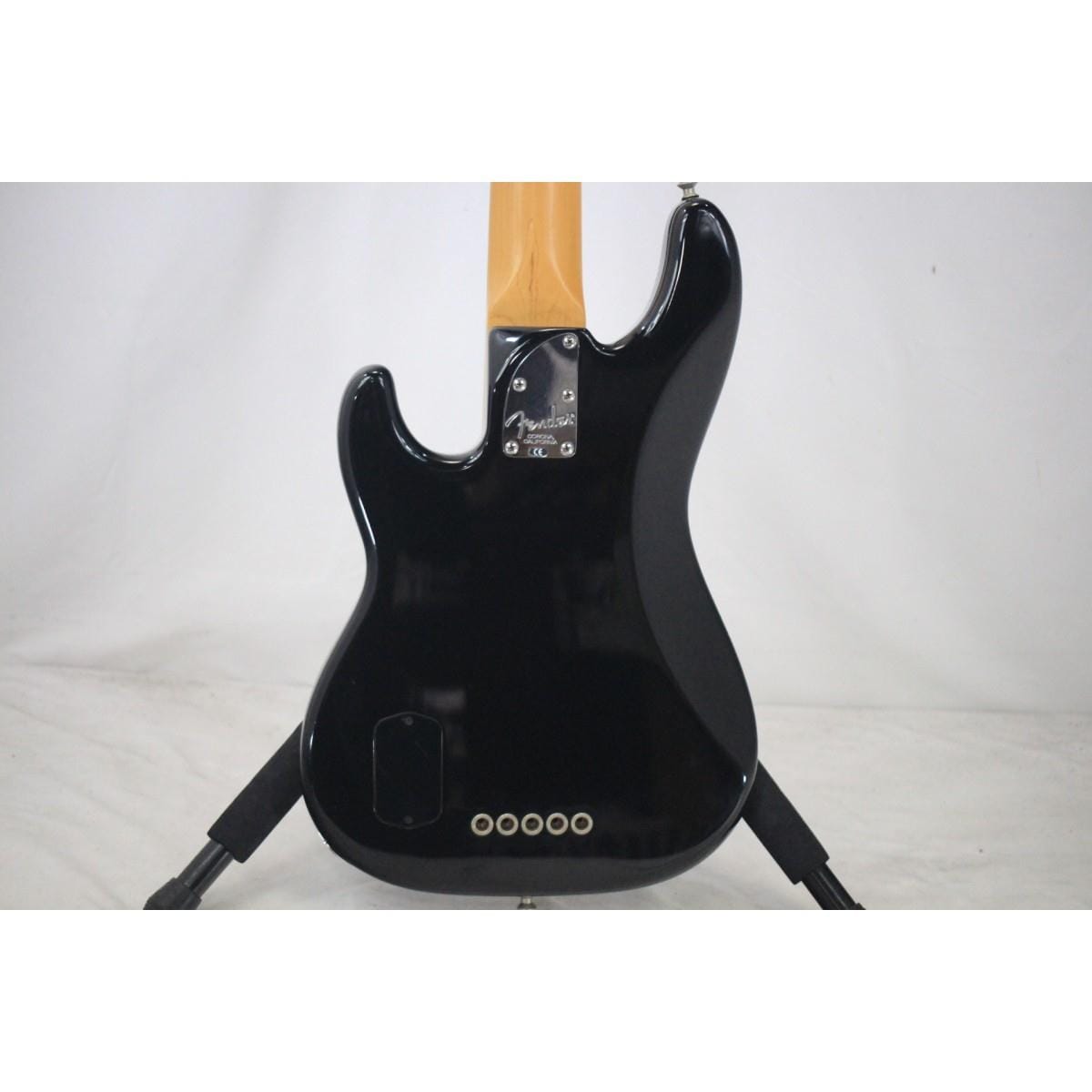 ＦＥＮＤＥＲ　　ＡＭＥＲＩＣＡＮ　ＤＥＬＵＸＥ　ＰＢ　Ｖ