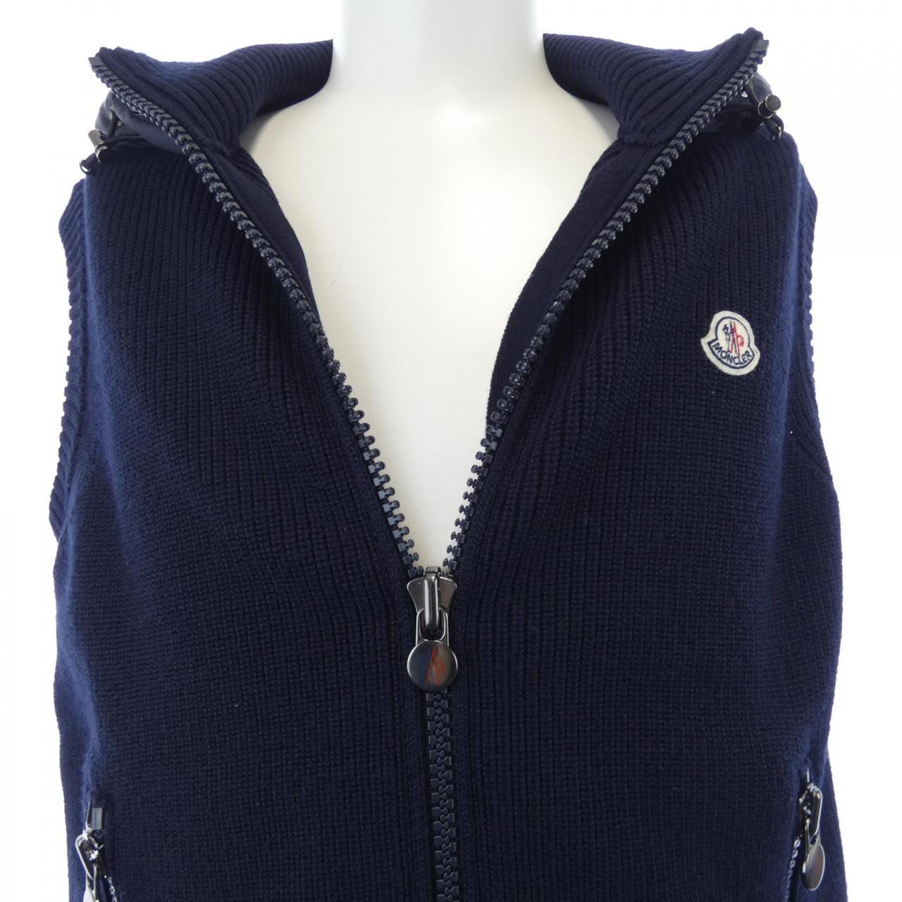 モンクレール MONCLER 20919413400 ダウンベスト