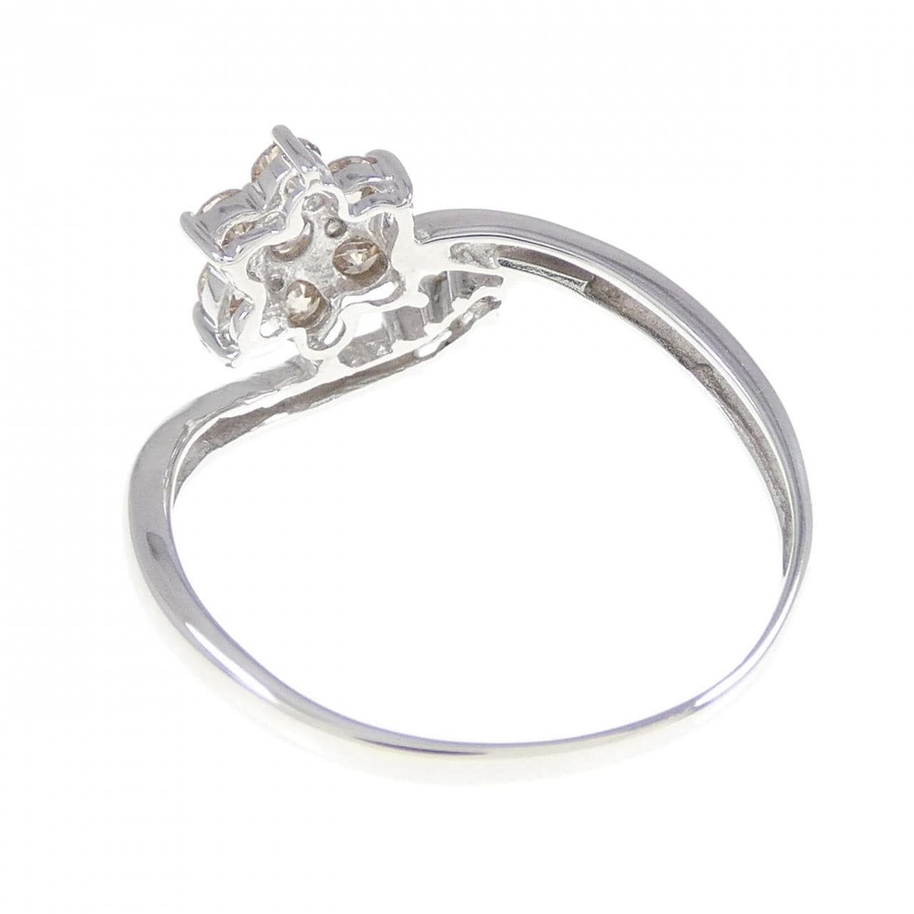 K18WG フラワー ダイヤモンド リング 0.3CT