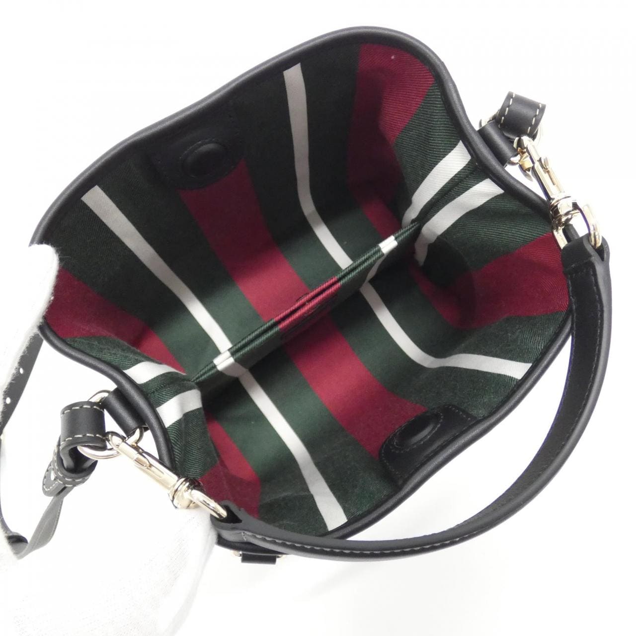 【新品】グッチ GG EMBLEM 815118 FAD6L バッグ