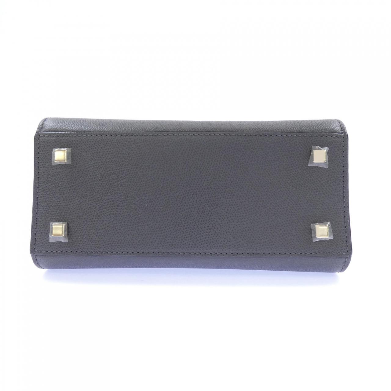 ヴァレクストラ VALEXTRA イジィデ ISIDE BAG