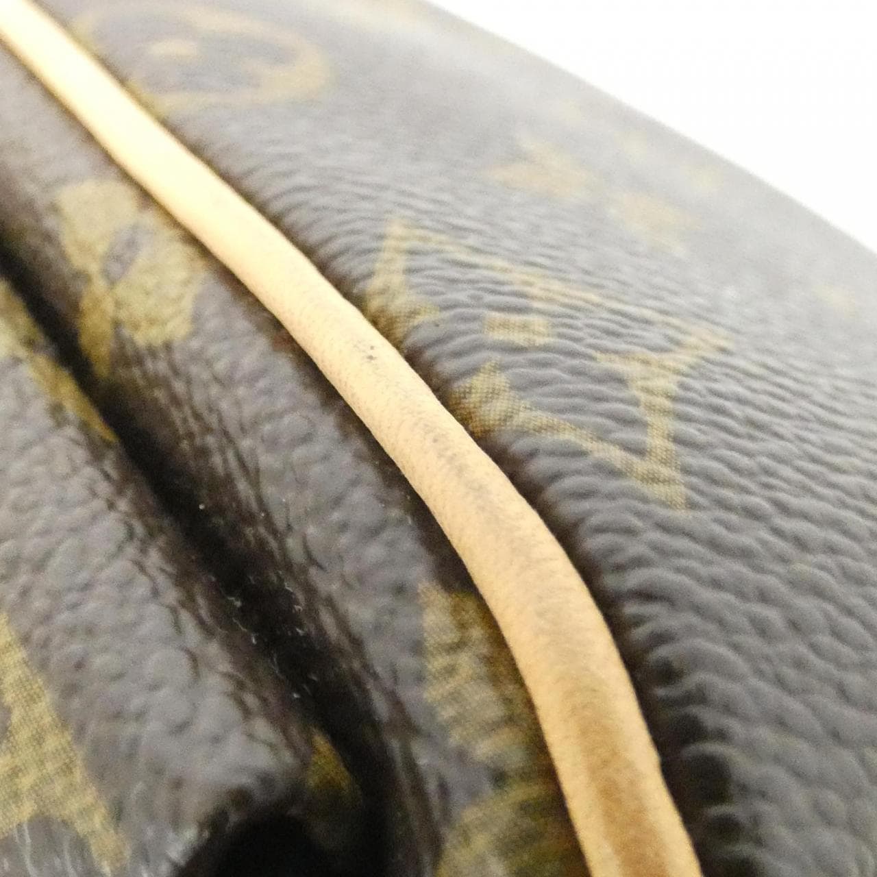 ルイヴィトン モノグラム ヴィバ シテ MM M51164 ショルダーバッグ