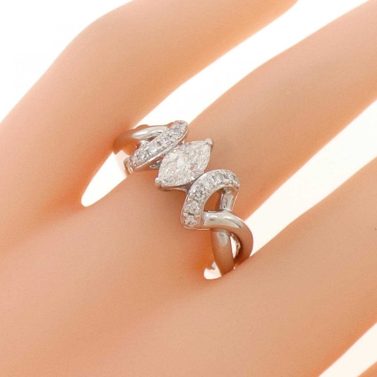 PT900 ダイヤモンド リング 0.584CT