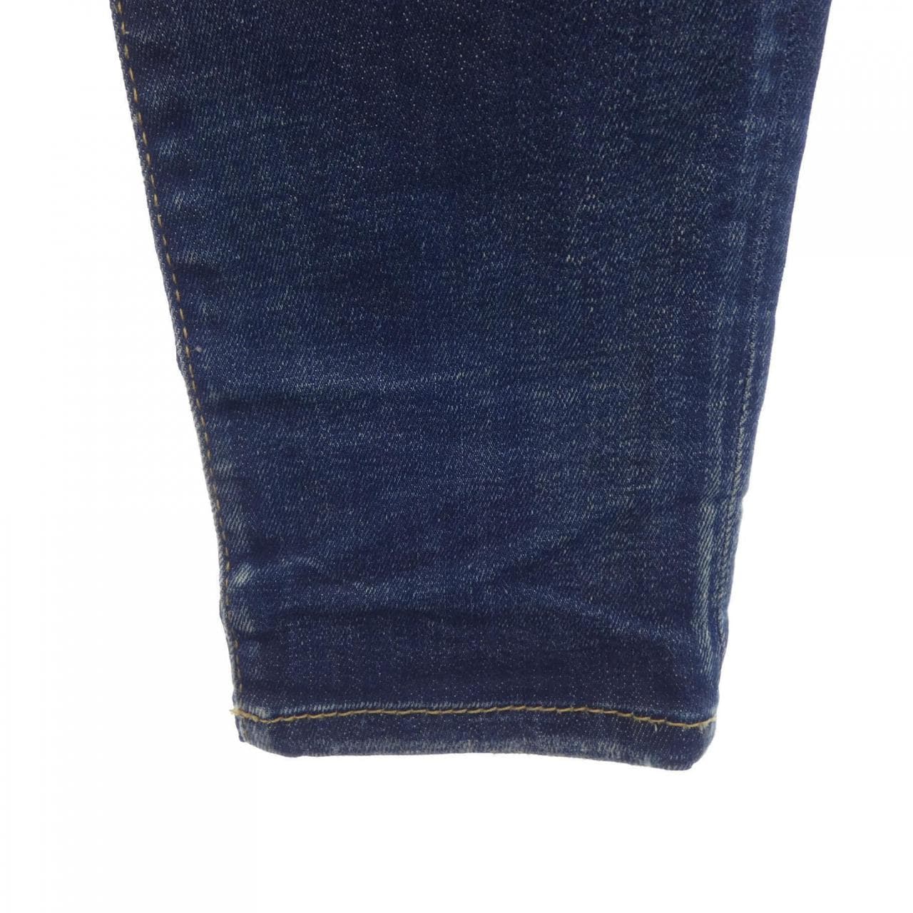 ディースクエアード DSQUARED2 S74LB0794 ジーンズ