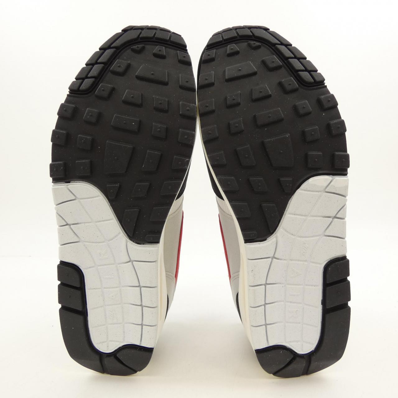 ナイキ NIKE FD9082-101 スニーカー