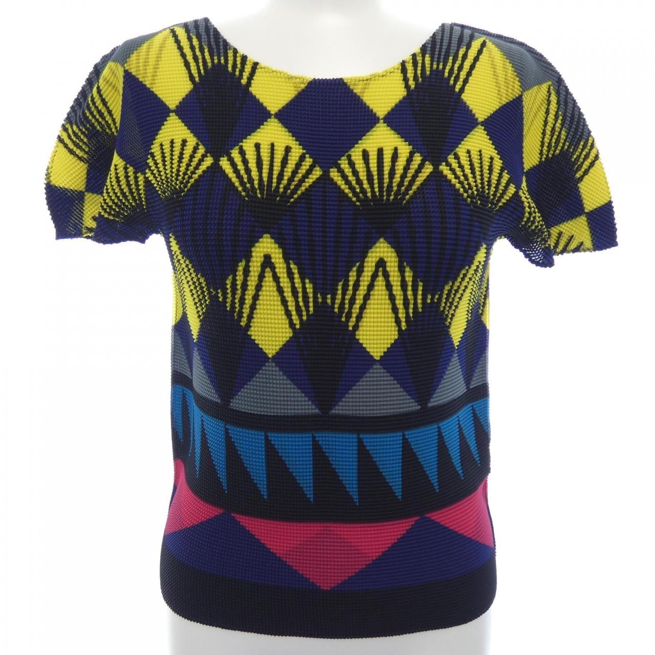 ミーイッセイミヤケ me ISSEY MIYAKE MI23FK366 トップス