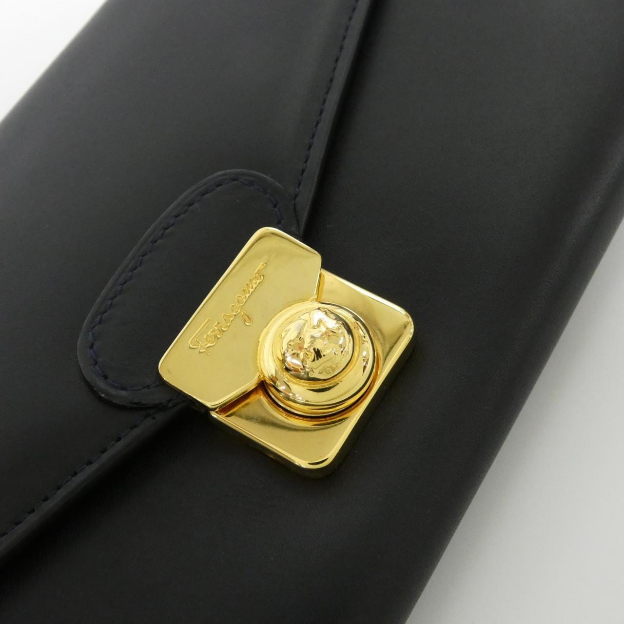 [vintage] SALVATORE FERRAGAMO 22 5617 Wallet